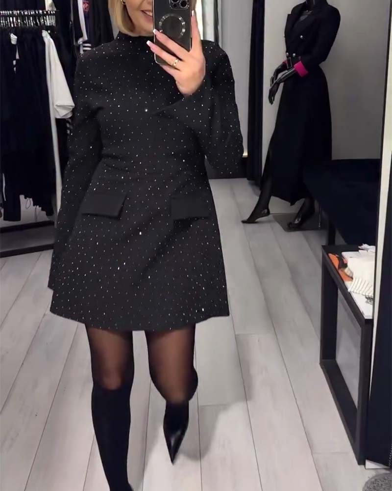 Claudia | Vestido negro con brillo sutil