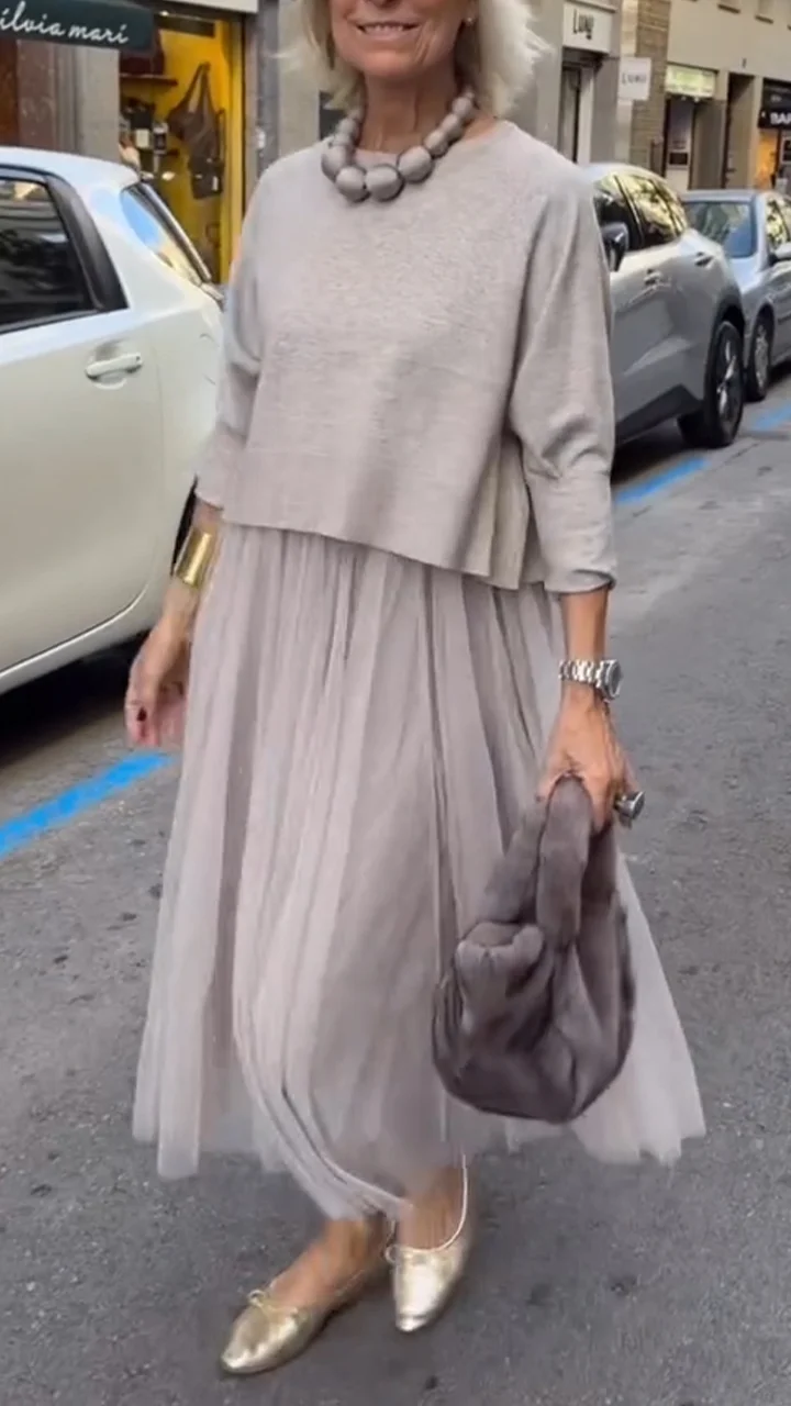 Anna | Conjunto Elegante en Satén y Punto