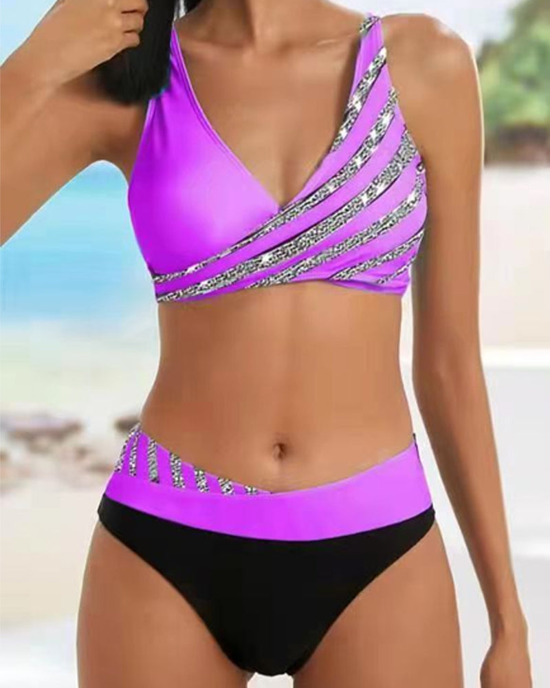 Mona - Bikini with a Print in Warm Tones